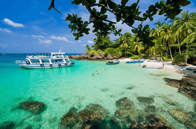 Nhà đất Bình Thuận - Phú Quốc "lột xác" khi xuất hiện sân bay