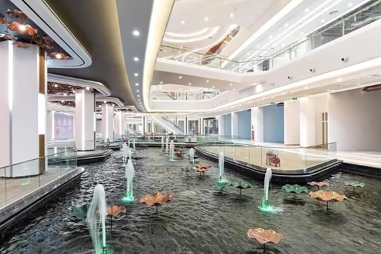 Vincom Mega Mall Smart City sở hữu dòng sông nhân tạo uốn lượn Vincom Mega Mall Smart City sở hữu dòng sông nhân tạo uốn lượn